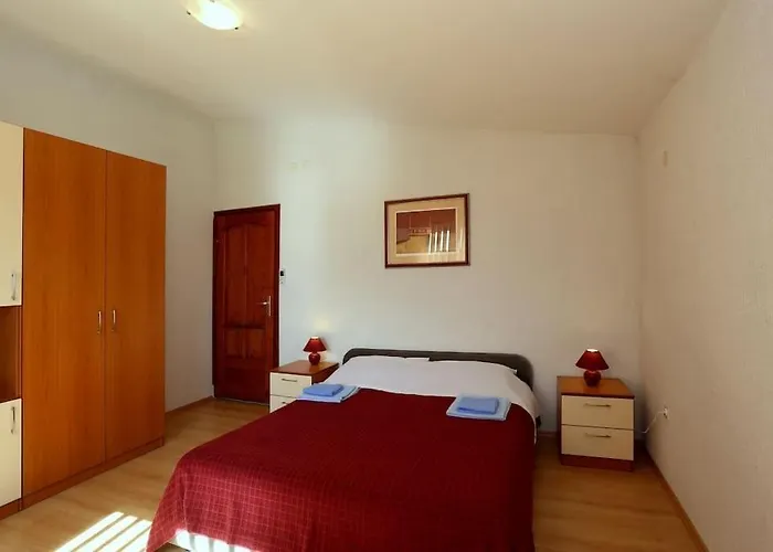 Apartamento With A Parking Space - 14796 Zadar