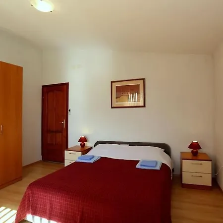 Apartment With A Parking Space - 14796 Zadar